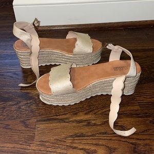 Espadrilles wedges